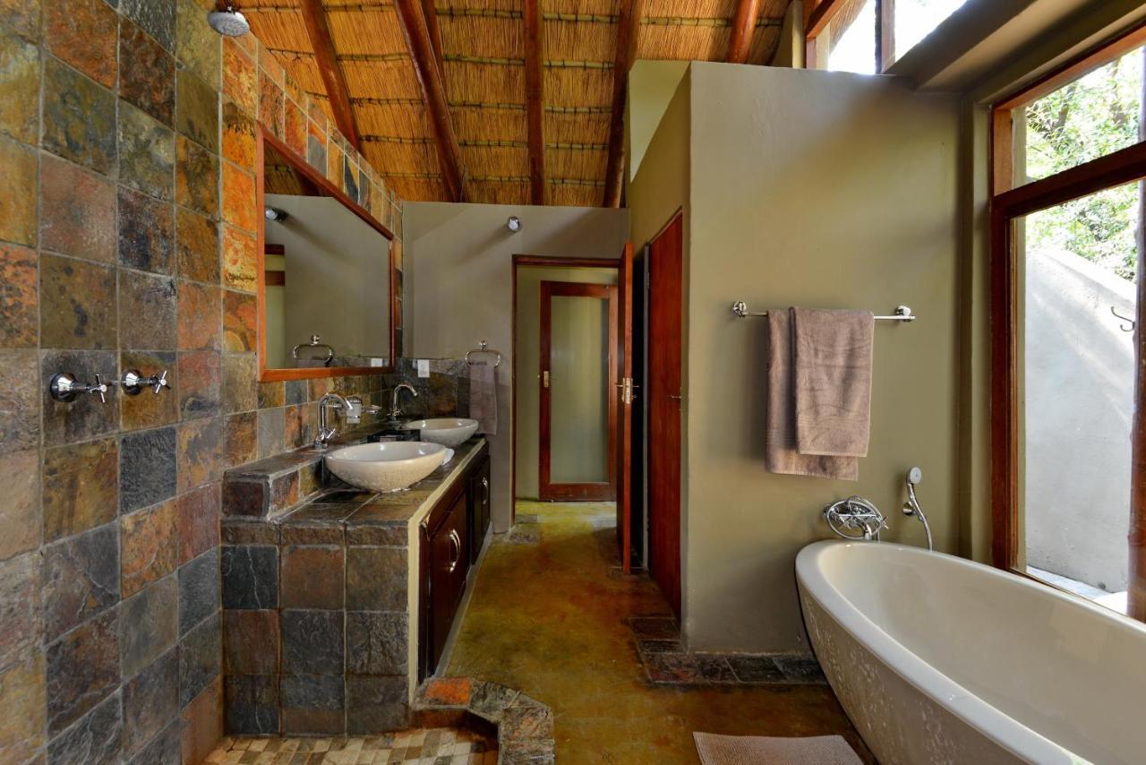 Black Rhino Game Lodge Pilanesberg Exterior photo